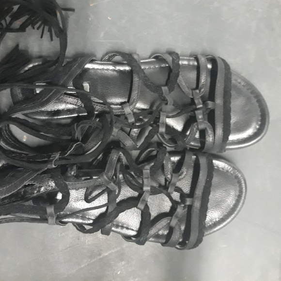 BGBG leather gladiator sandal. Size 38 - Picture 2 of 3